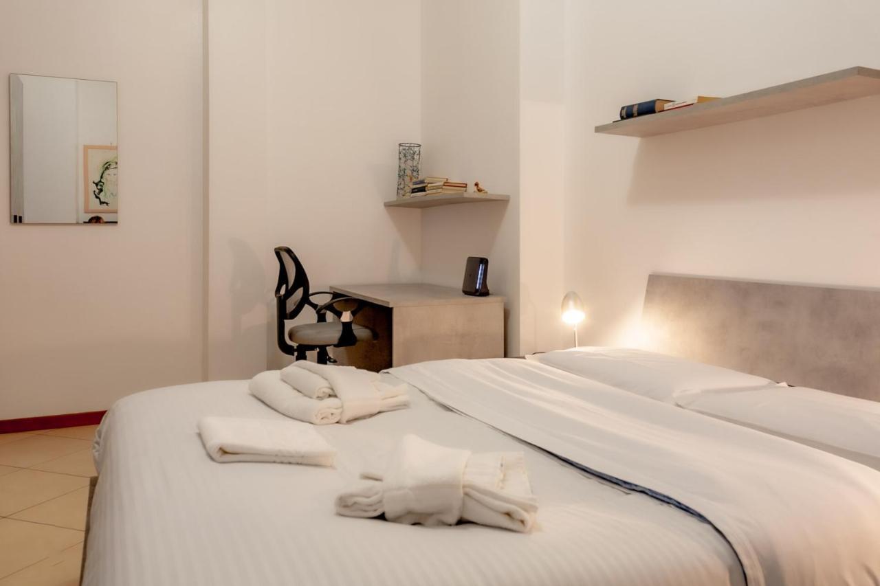Bnbutler - Pellegrino Rossi, 42 - Ampio E Comodo Per 5 Milan Exterior photo